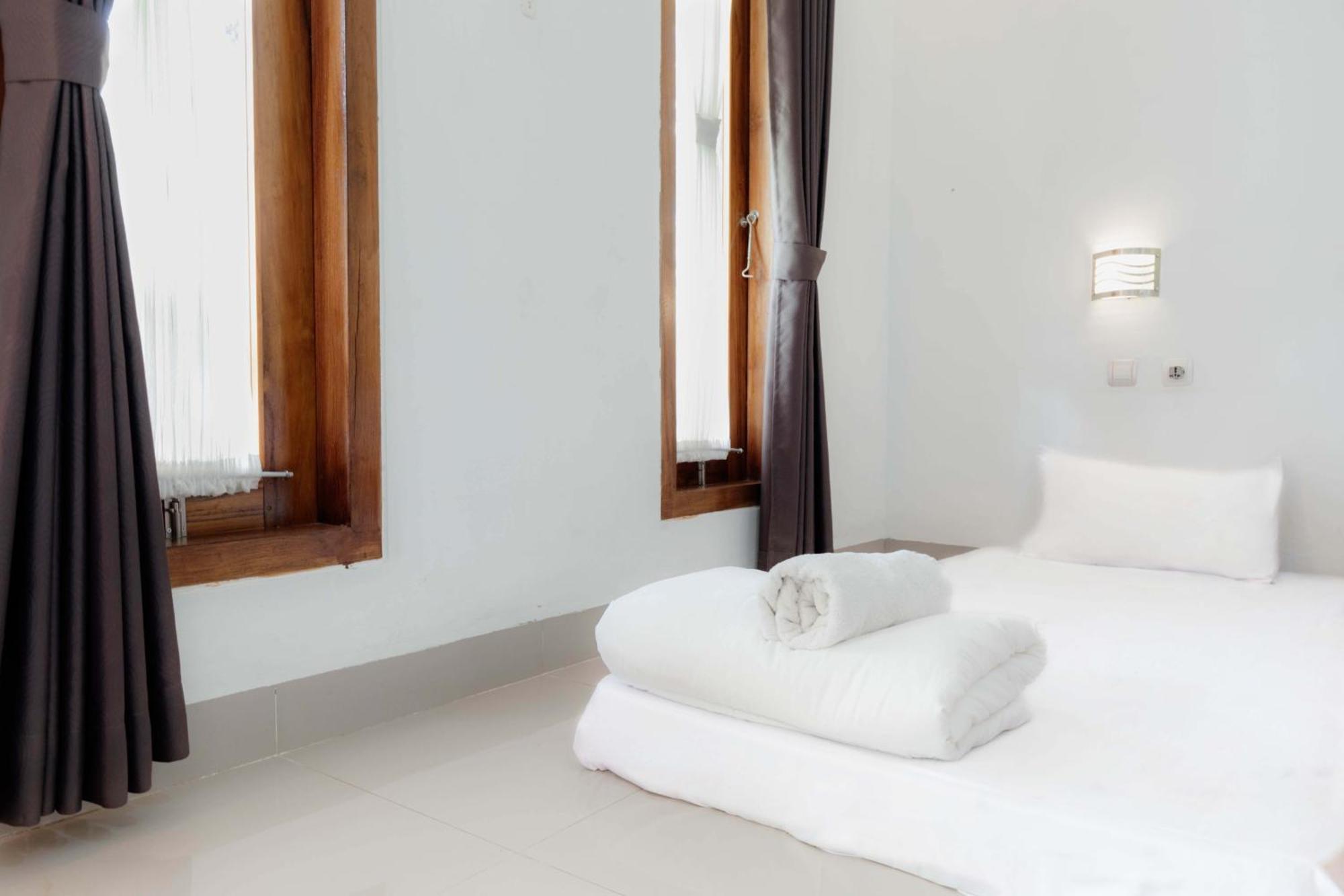 Coconut Hill Cottage Batununggul Ngoại thất bức ảnh