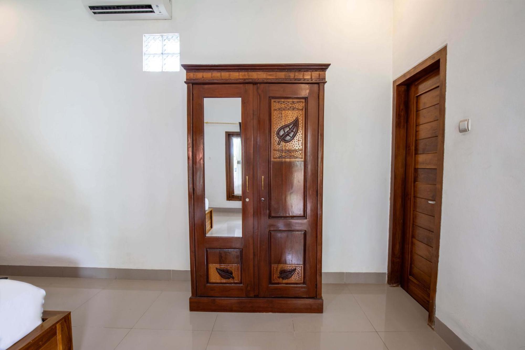 Coconut Hill Cottage Batununggul Ngoại thất bức ảnh