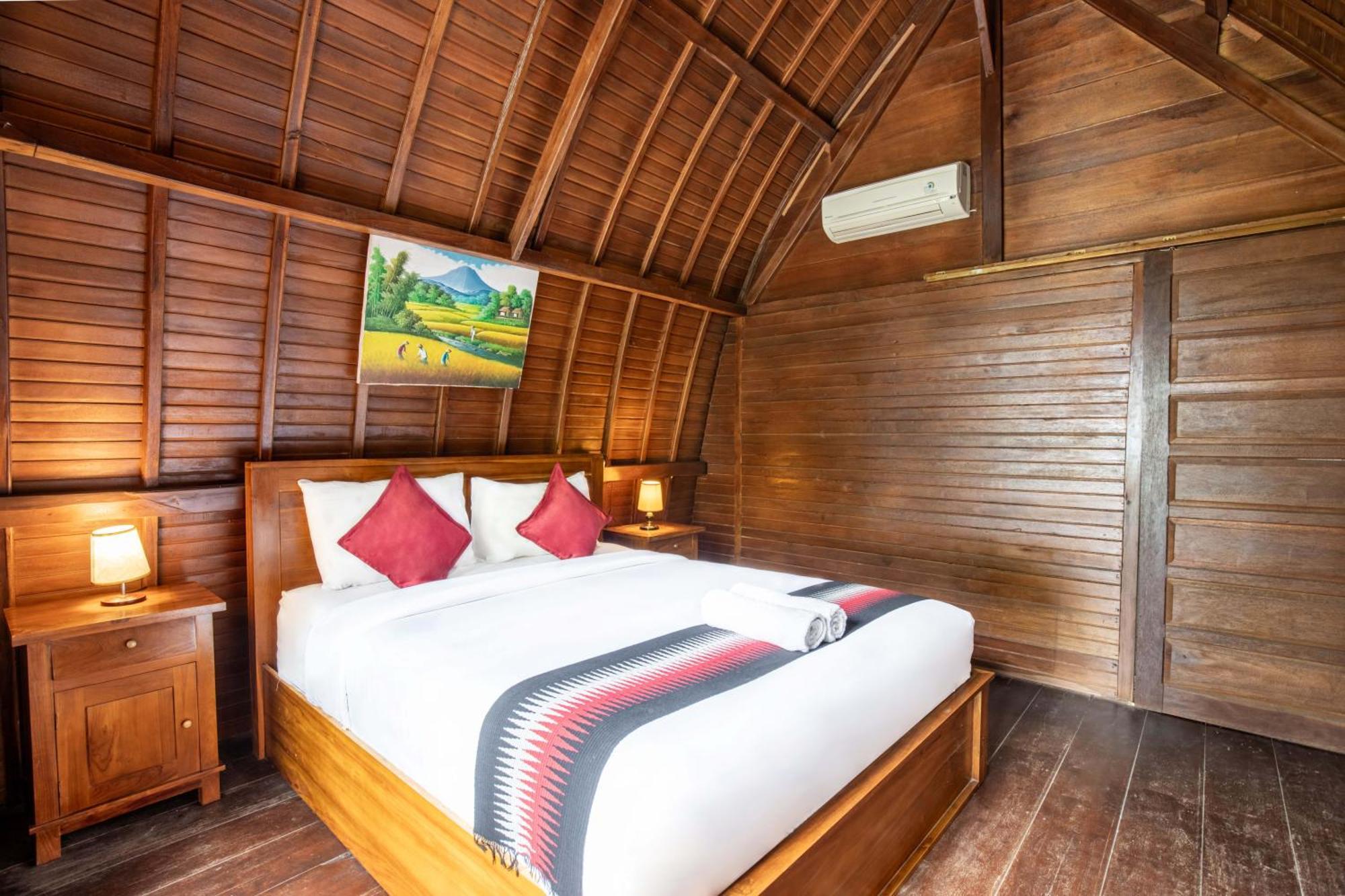 Coconut Hill Cottage Batununggul Ngoại thất bức ảnh