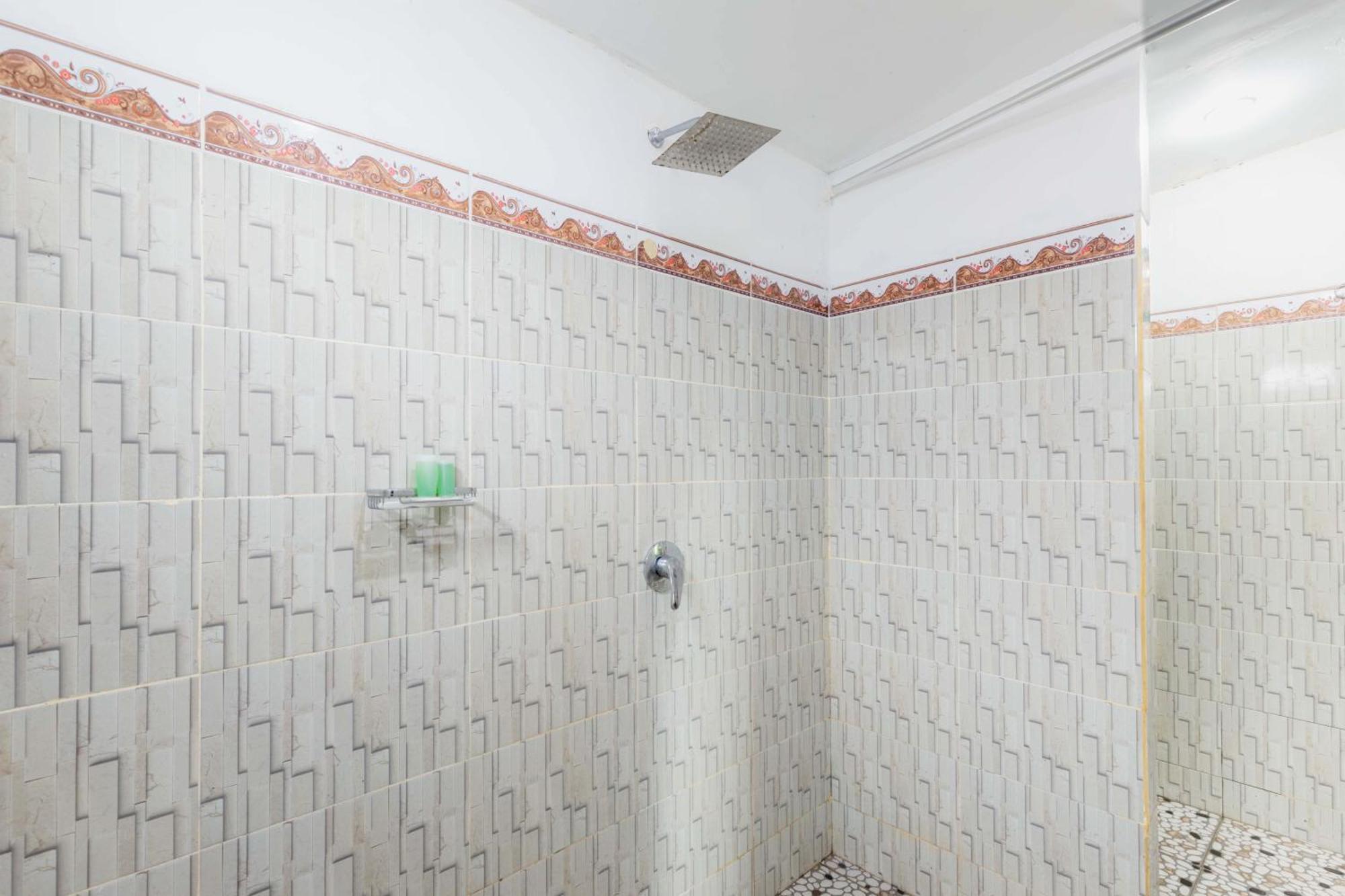 Coconut Hill Cottage Batununggul Ngoại thất bức ảnh