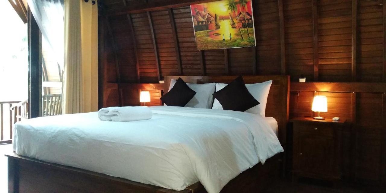 Coconut Hill Cottage Batununggul Ngoại thất bức ảnh