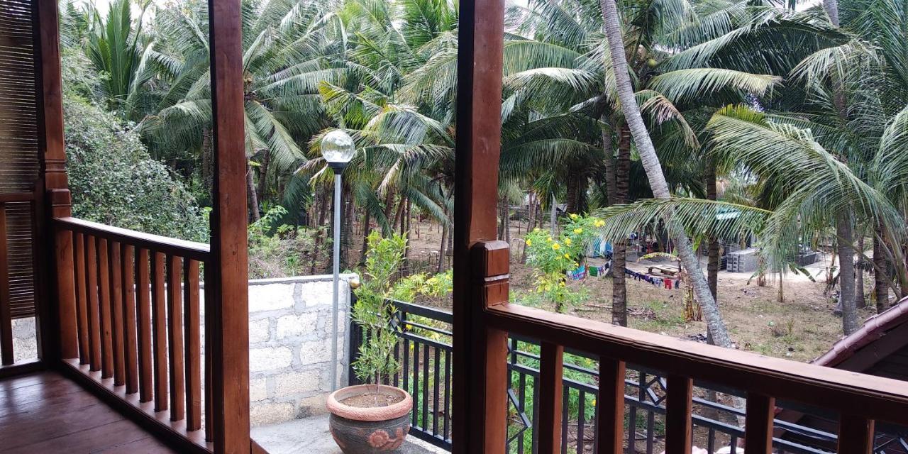 Coconut Hill Cottage Batununggul Ngoại thất bức ảnh
