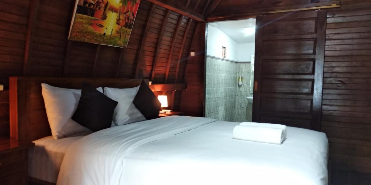 Coconut Hill Cottage Batununggul Ngoại thất bức ảnh
